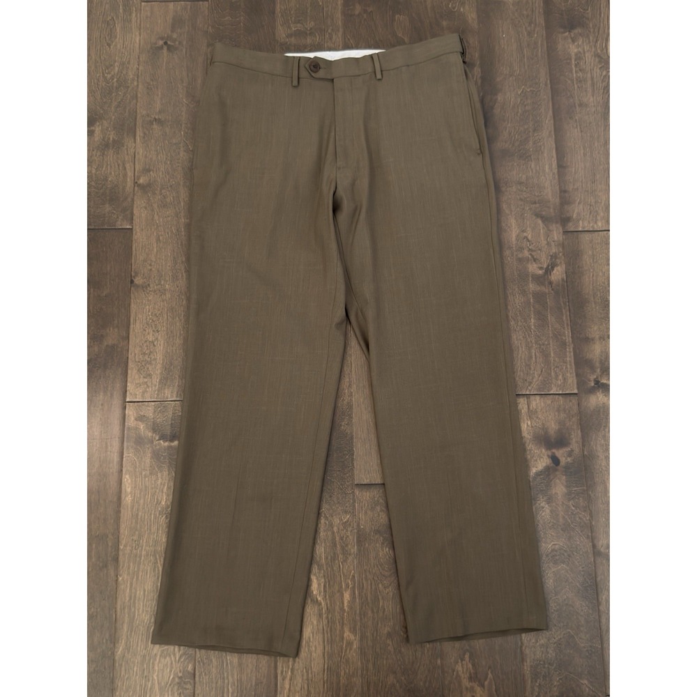 Haggar Mens Flat Front Dress Pants 36X30 Brown Expandable Waist Classic Fit